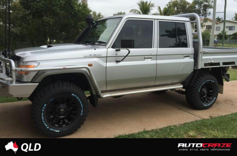 TOYOTA LANDCRUSIER VAPOR MATTE BLACK